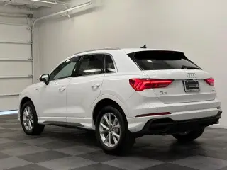 Audi Q3 2025 AWD quattro S line Premium 45 TFSI 4p SUV