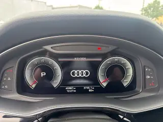 Audi Q8 2021 AWD quattro Premium Plus 55 TFSI 4p SUV