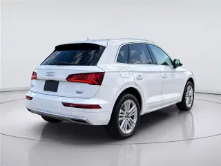 Audi Q5 2018 4x4 2.0T quattro Premium Plus SUV 4p