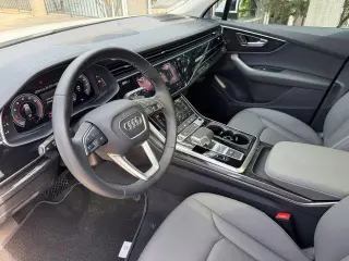 Audi Q7 2025 AWD quattro Premium 55 TFSI 4dr SUV