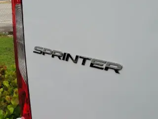 Mercedes-Benz Sprinter 2025 2500 3p 144 in. WB Furgoneta Pasajeros (2.0L I4)
