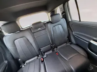 Mercedes-Benz GLB 2023 GLB 250 4p SUV