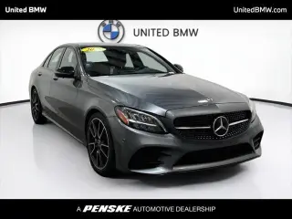 Mercedes-Benz Clase C 2021 C 300 4p Sedan