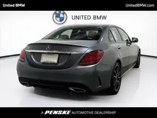Mercedes-Benz Clase C 2021 C 300 4p Sedan