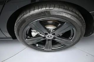 Clase C Mercedes-Benz 2024 AWD C 300 4MATIC Sedán de 4 puertas