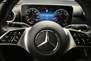 Clase C Mercedes-Benz 2024 AWD C 300 4MATIC Sedán de 4 puertas
