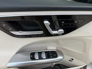 Mercedes-Benz Clase C 2024 C 300 4p Sedan