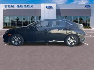 Honda Civic 2020 LX 4p Hatchback