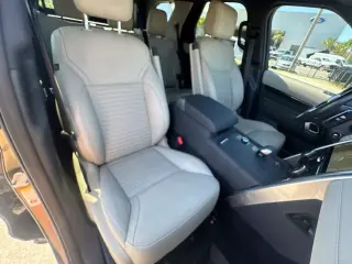 Land Rover Discovery 2022 4x4 P300 S 4p SUV