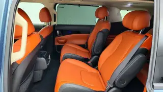 Kia Carnival Híbrido 2025 SX 4dr Mini-Van