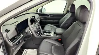 Kia Carnival Híbrido 2026 SX 4p Minivan