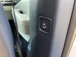 Kia Carnival 2025 SX Prestige 4dr Mini-Van