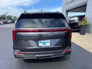 Kia Carnival 2025 SX Prestige 4dr Mini-Van