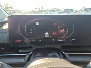 Kia Carnival 2025 SX Minivan 4 puertas