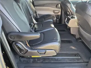 Kia Carnival 2025 SX Minivan 4 puertas