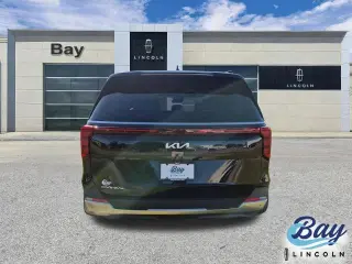Kia Carnival 2025 SX Minivan 4 puertas