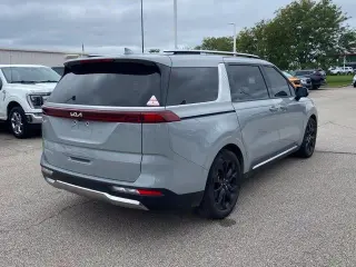 Kia Carnival 2024 SX Prestige 4dr Mini-Van