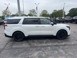 Kia Carnival 2025 LXS 4dr Mini-Van