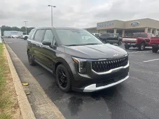 Kia Carnival 2025 LXS Mini-Van 4p.
