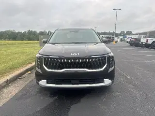Kia Carnival 2025 LXS Mini-Van 4p.