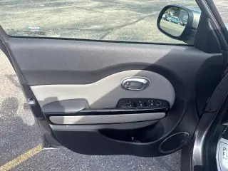 Kia Soul 2015 + 4dr Crossover