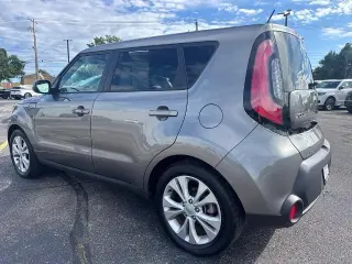 Kia Soul 2015 + 4dr Crossover