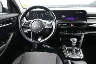 Kia Seltos 2024 tracción en todas las ruedas S 4p SUV