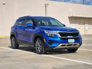 Kia Seltos 2023 S 4dr SUV