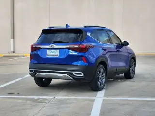 Kia Seltos 2023 S 4dr SUV