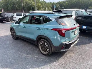Kia Seltos 2024 tracción en todas las ruedas SX 4p SUV
