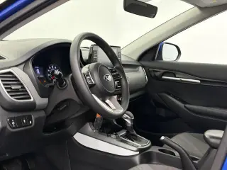 Kia Seltos 2021 AWD LX 4dr SUV
