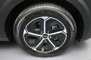 Kia Niro Plug-In Hybrid 2025 EX 4p Crossover