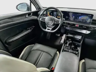 Kia K5 2025 GT-Line 4p Sedan
