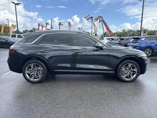 Genesis GV70 2023 AWD 2.5T Estándar 4p SUV
