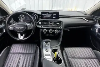 Genesis G70 2022 2.0T 4p Sedan