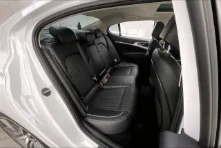 Genesis G70 2022 2.0T 4p Sedan