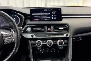 Genesis G70 2022 2.0T 4p Sedan