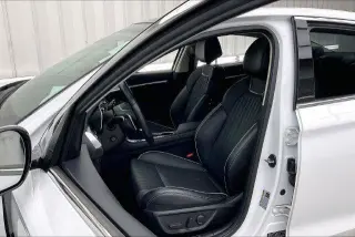 Genesis G70 2022 2.0T 4p Sedan