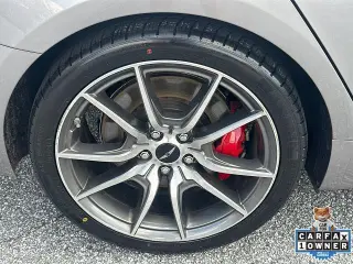 Genesis G70 2025 2.5T Estándar 4p Sedan