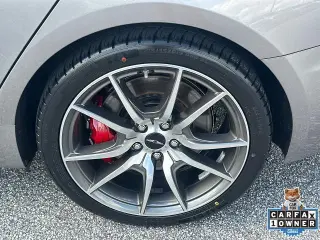 Genesis G70 2025 2.5T Estándar 4p Sedan
