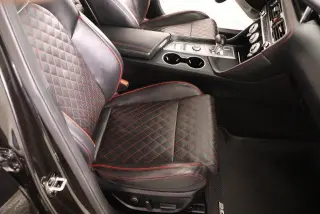 Genesis G70 2019 tracción en las cuatro ruedas 3.3T Avanzado 4dr Sedán