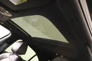Genesis G70 2019 tracción en las cuatro ruedas 3.3T Avanzado 4dr Sedán