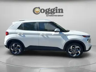 Hyundai VENUE 2026 SEL 4dr Crossover