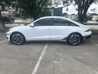 Hyundai IONIQ 6 2024 SEL 4p Sedan