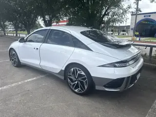 Hyundai IONIQ 6 2024 SEL 4p Sedan