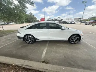 Hyundai IONIQ 6 2024 SEL 4p Sedan