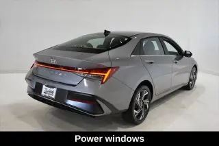 Hyundai ELANTRA 2025 SEL Conveniencia 4dr Sedán