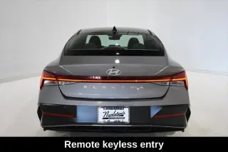 Hyundai ELANTRA 2025 SEL Conveniencia 4dr Sedán