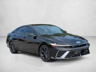 Hyundai ELANTRA 2025 N Line 4dr Sedán