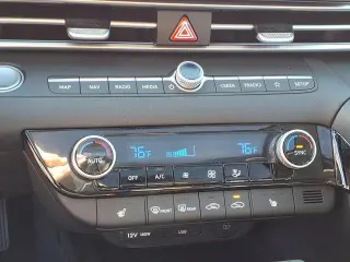 Hyundai ELANTRA 2026 Limited 4p Sedana